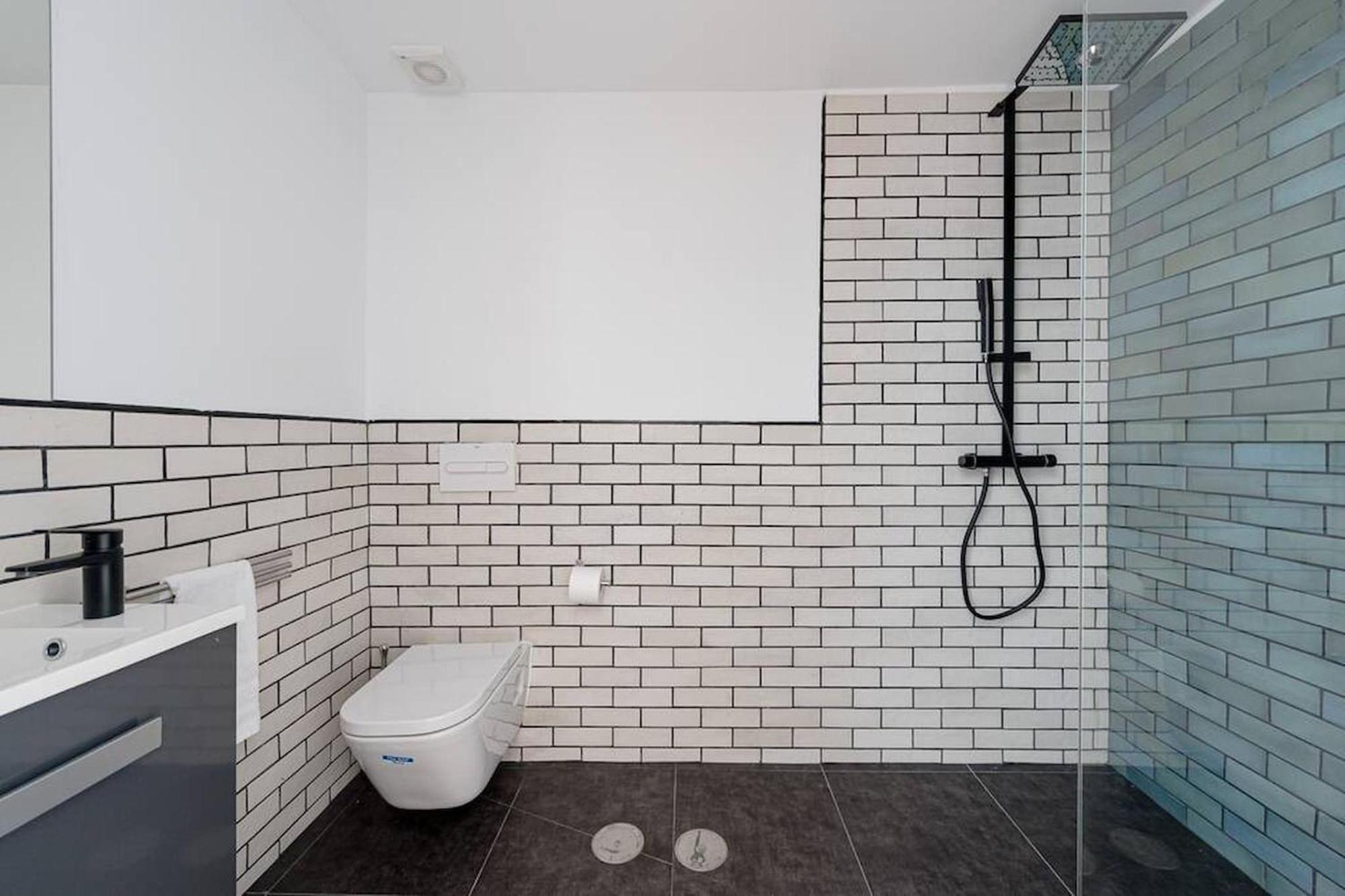 Lovely 2-Bed Flat In Tetuan By Sharingco. Madrid Bagian luar foto