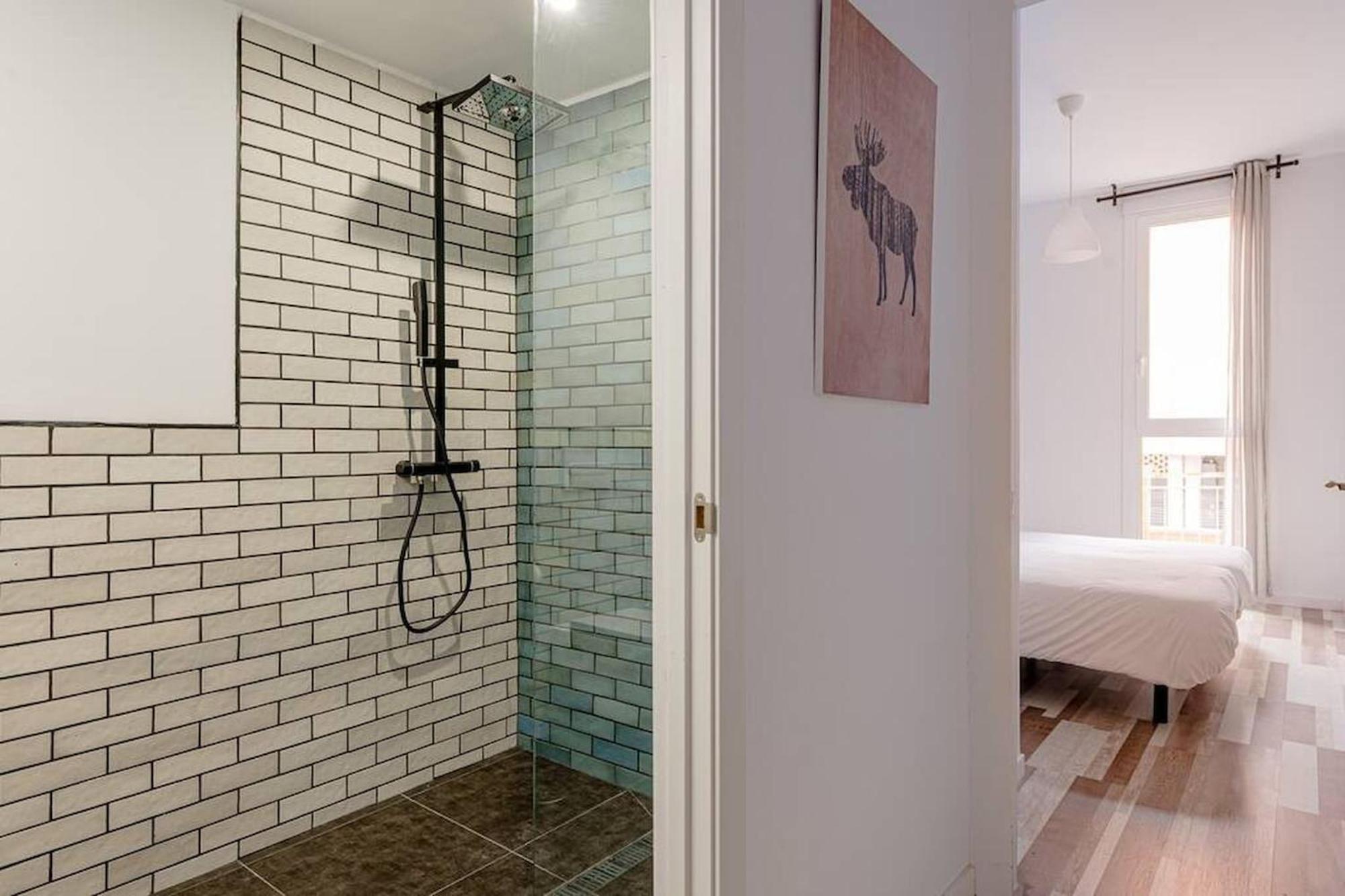 Lovely 2-Bed Flat In Tetuan By Sharingco. Madrid Bagian luar foto